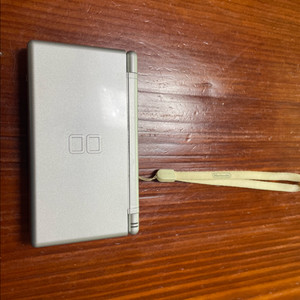 닌텐도 DS Lite 실버