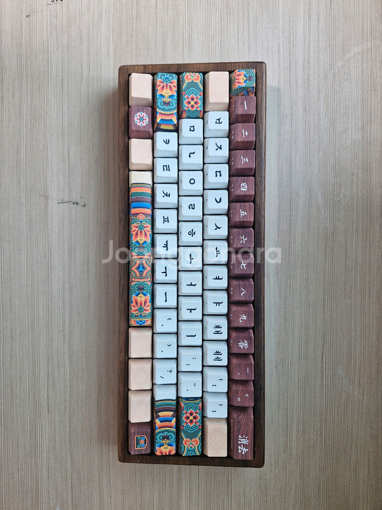 베놈 60mx 나무커스텀키보드--0