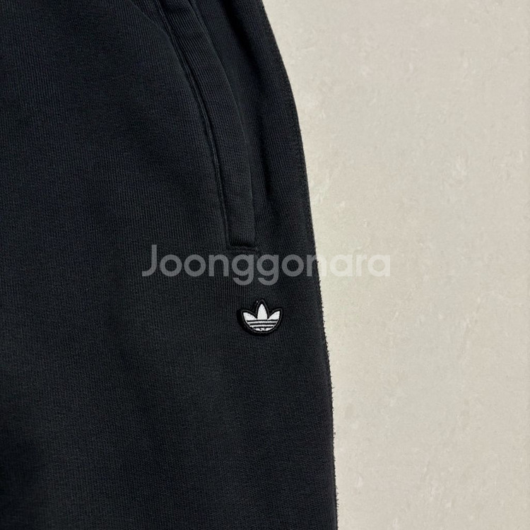 정품 아디다스 미니 트레포일 로고 와이드 조거팬츠 바지--3