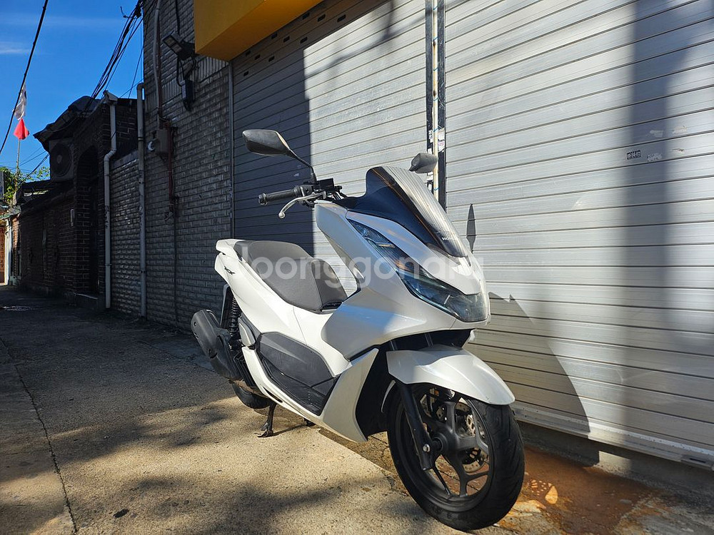 22년식 PCX125ABS 오토바이 중고--2