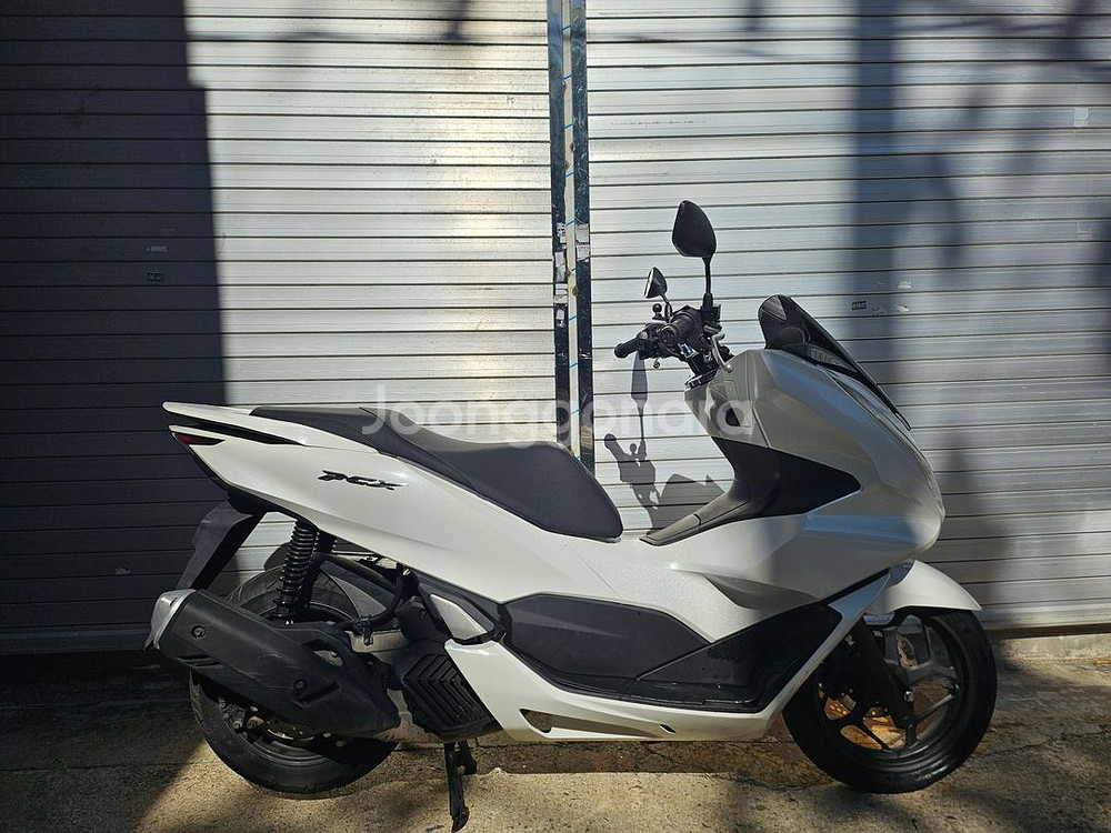 22년식 PCX125ABS 오토바이 중고--3
