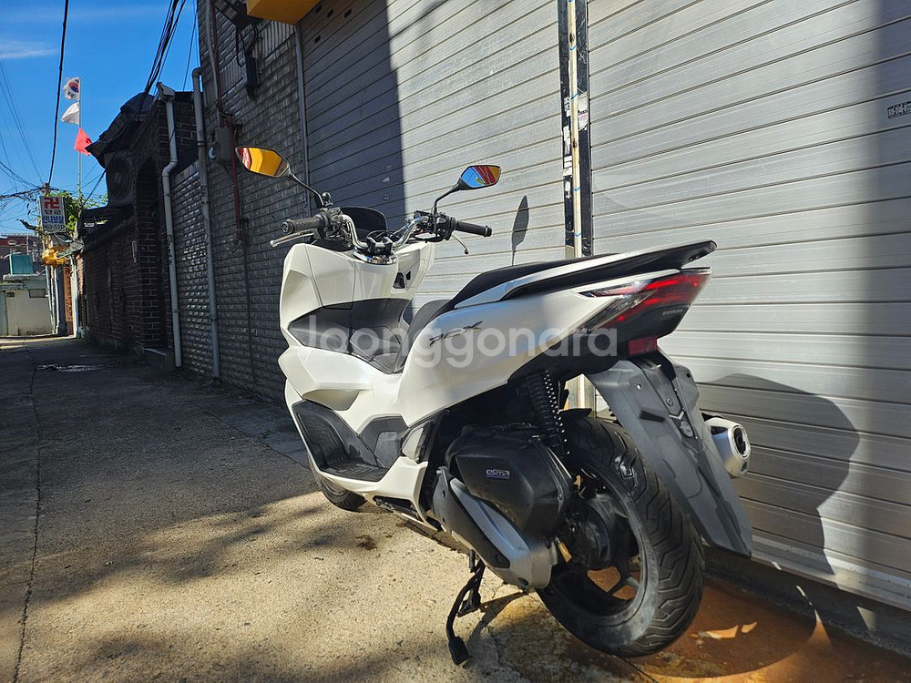 22년식 PCX125ABS 오토바이 중고--5