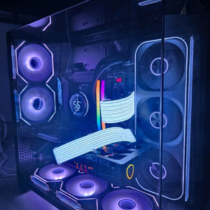 9800x3d 5080 게이밍본체