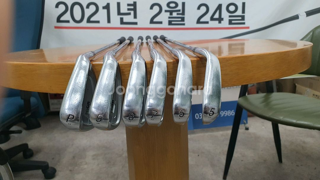 PRGR 02 아이언 세트(5~P)--0
