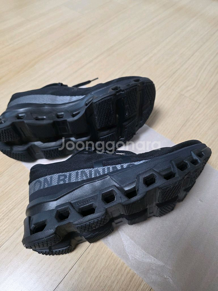 온러닝 클라우드 몬스터 240mm--2