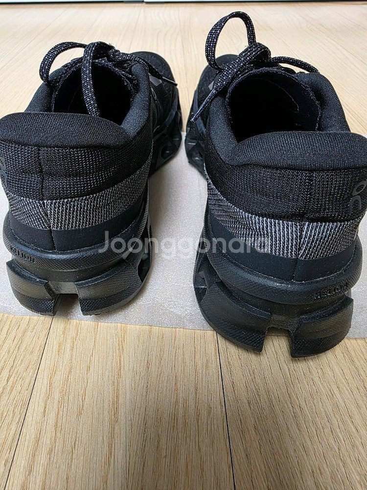 온러닝 클라우드 몬스터 240mm--3