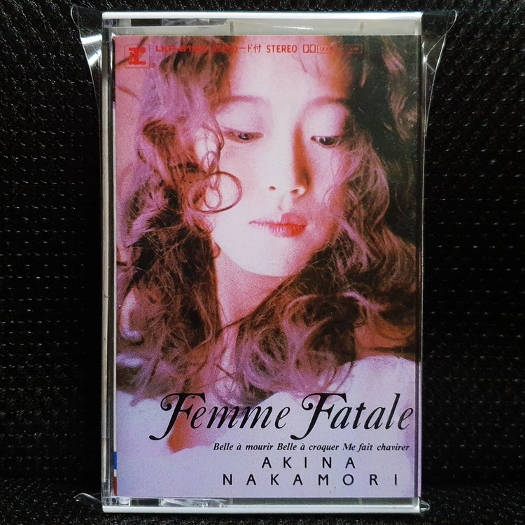 나카모리 아키나 Femme Fatale 카세트 테이프 이미지
