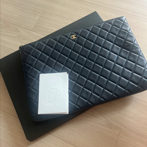 샤넬 두바이컬렉션 클러치 라지