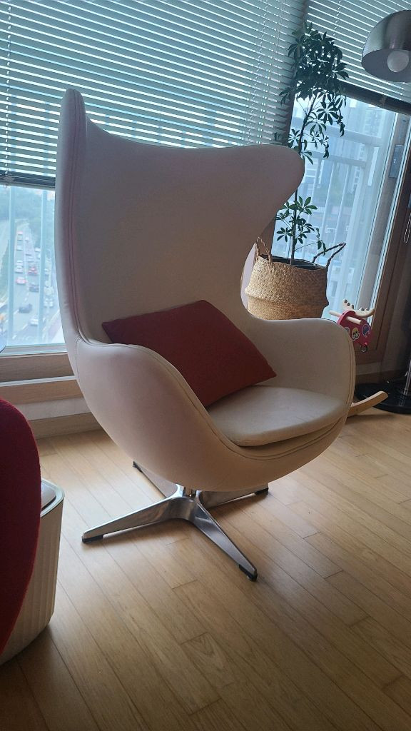 프리츠한센.st 에그체어 2개 일괄 이미지