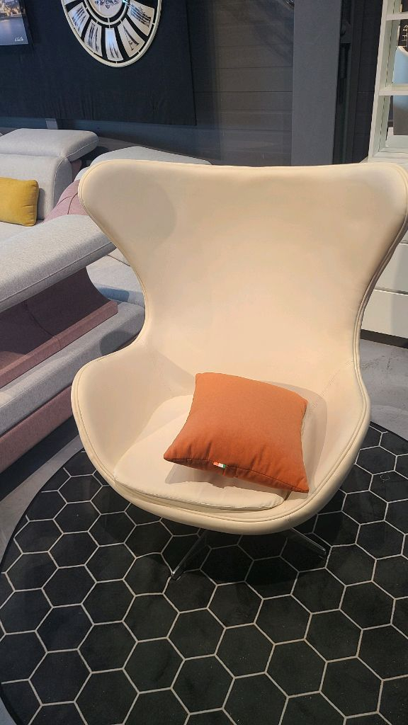 프리츠한센.st 에그체어 2개 일괄 이미지