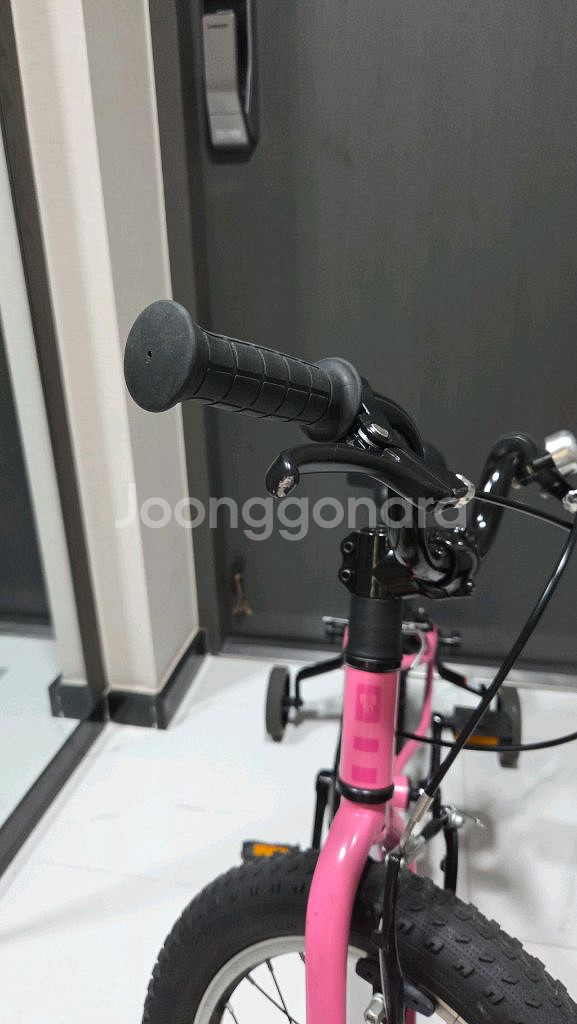 트렉 프리칼리버 16 핑크 팝니다--3