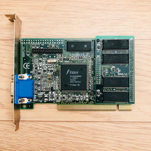구형 PCI 그래픽카드 Trident