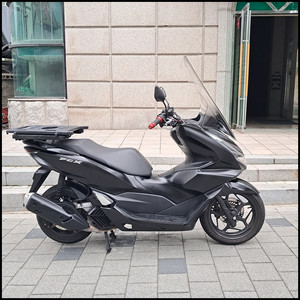 혼다 PCX125 22년식 ABS 윈도우+열선그립+슬라
