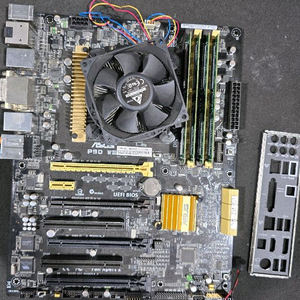 메인보드 CPU RAM 백패널