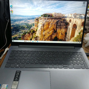레노버노트북(ideapad 3 15itl 6). i5.