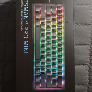 레이저 헌츠맨 v3 pro 미니