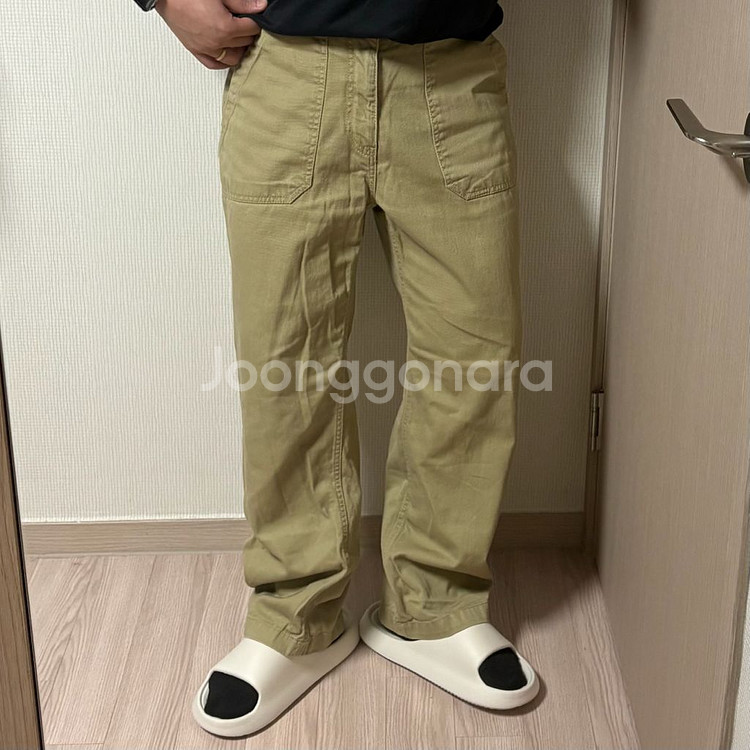 정품 유니폼브릿지 세미와이드 퍼티그 팬츠 베이지 면바지--0
