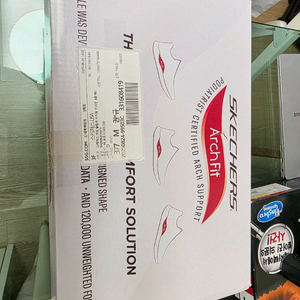 스케쳐스 아치핏 신발 230