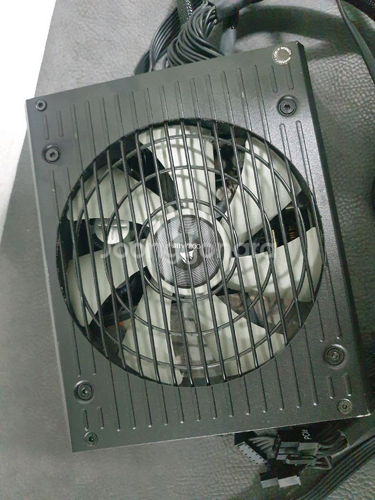 커세어 750W 파워 서플라이--5