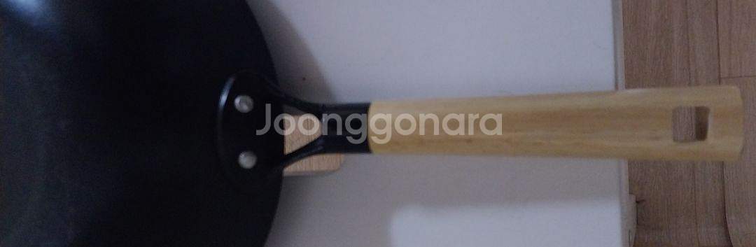 (중고)햄튼 아이전 무쇠팬 팝니다(24cm)--5