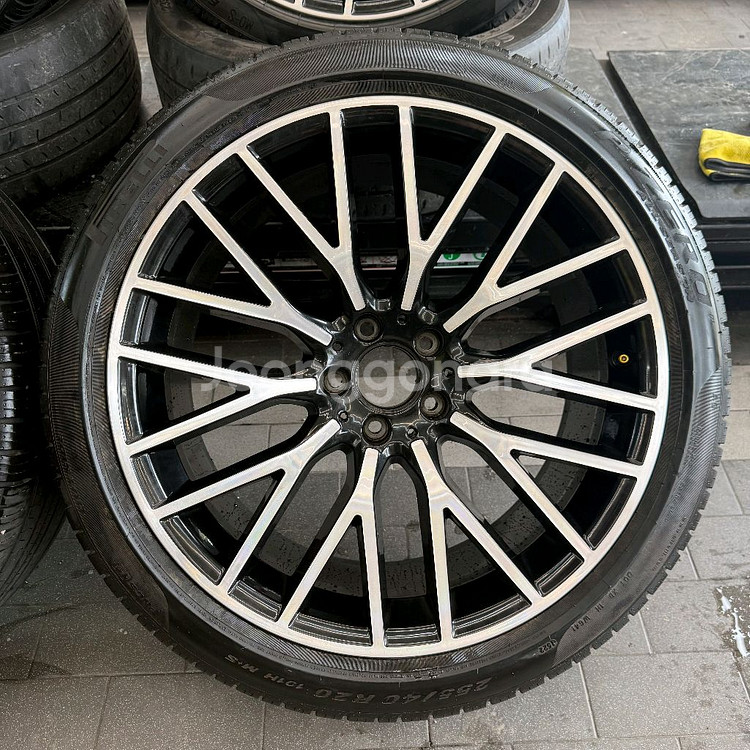 벤츠 20인치 S클래스 W223 S580 순정 휠타이어--3