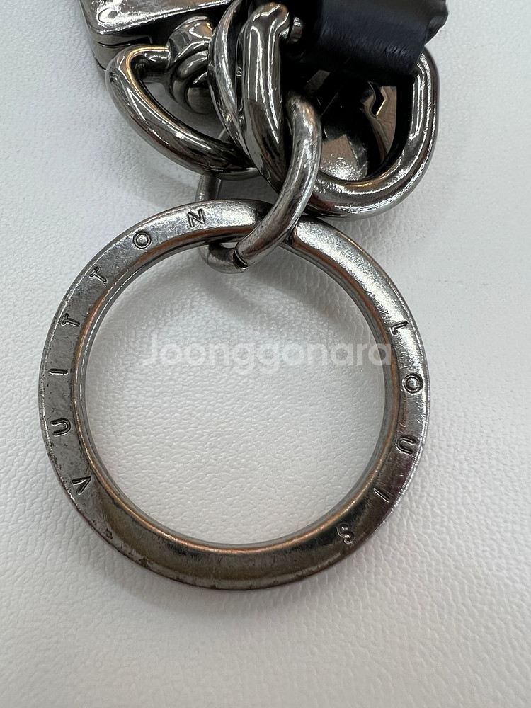 [럭스올 울산점]루이비통 드라곤느 모노그램 백참 키링--6