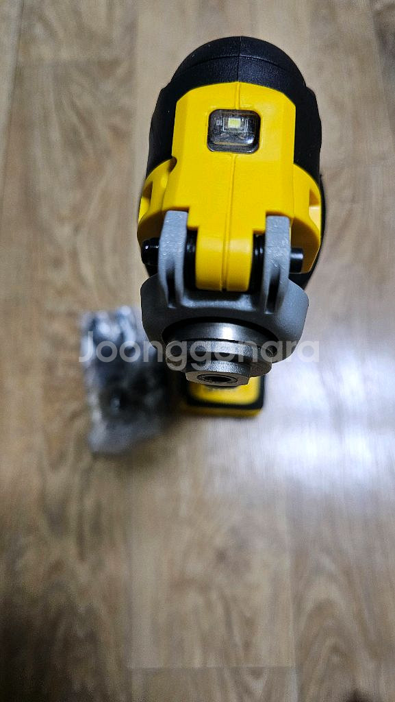 새상품 디월트 20V XR 멀티툴 베어툴--2