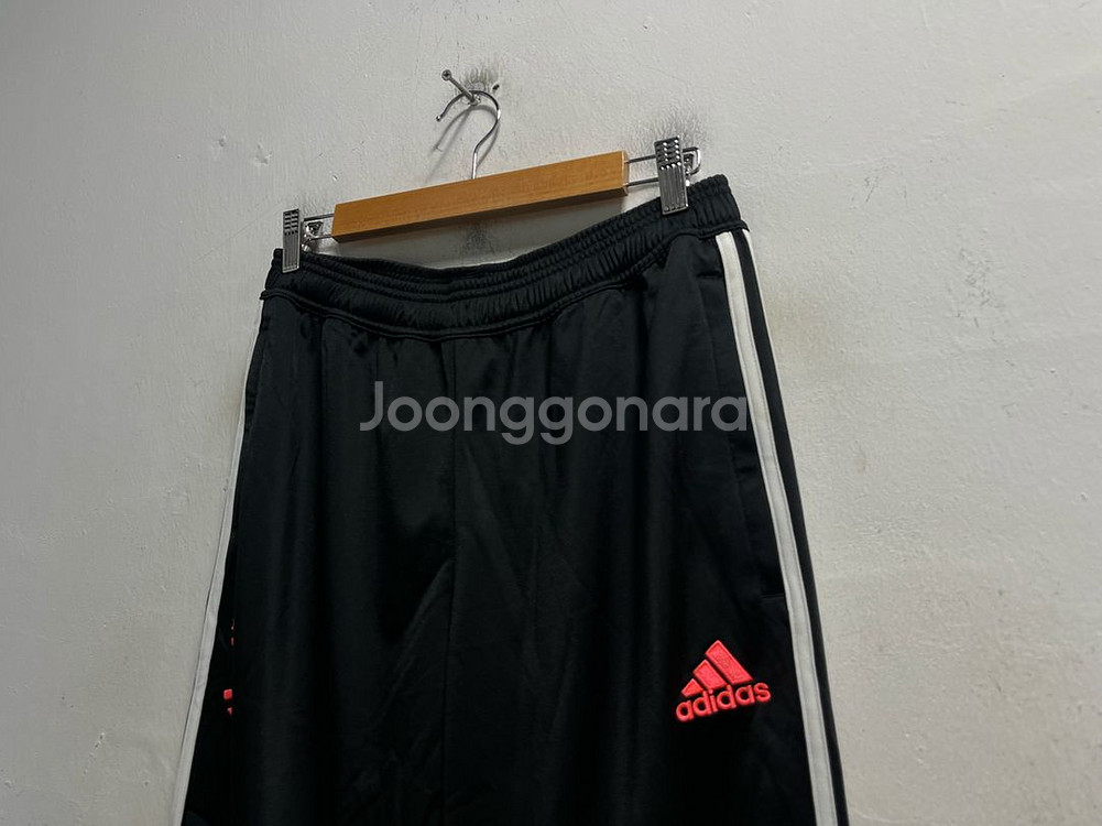 32-33 아디다스 유벤투스 밴딩 바지--1