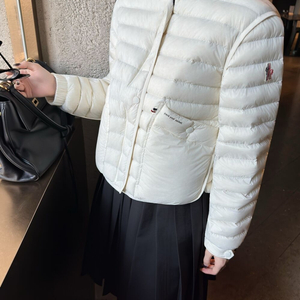 Moncler 여성 경량 패딩 자켓
