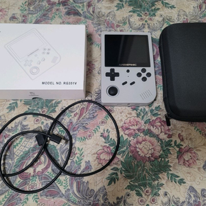 ANBERNIC RG351V 게임기와 한방팩 128g