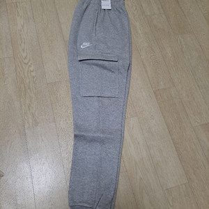 나이키 카고 조거팬츠 L새상품 급처 오늘까지팜ㅍㅍ