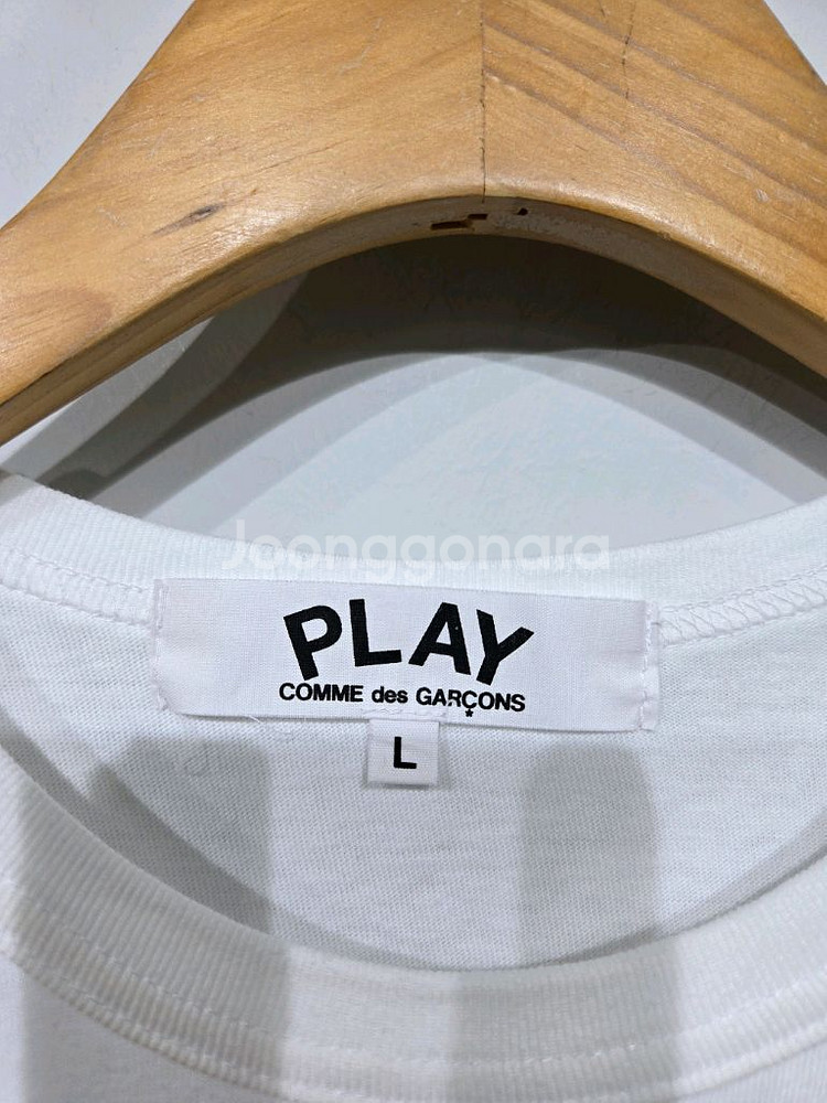 꼼데가르송 그린치 콜라보 반팔티 화이트--4