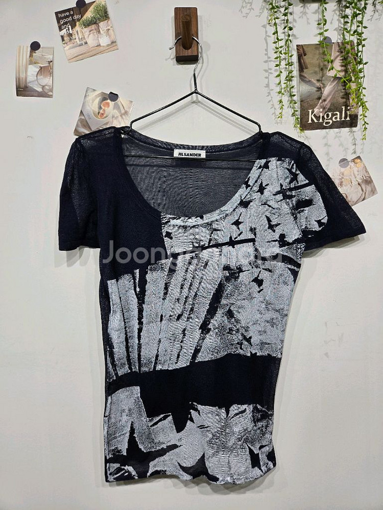 질샌더 프린팅 시스루 반팔 티셔츠 블랙/화이트--2