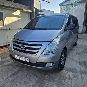 그랜드스타랙스 4륜구동 모던스페샬 캠핑카