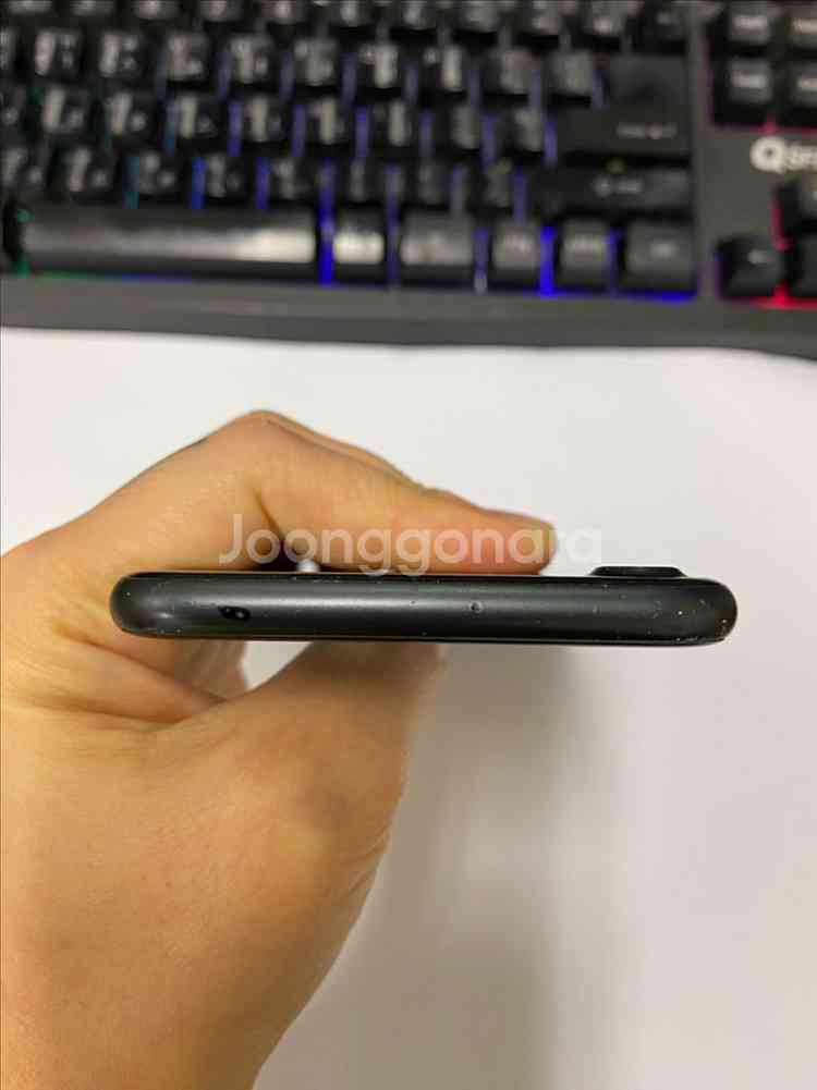 아이폰7 매트블랙 액정SS급 128GB 배터리100%--3