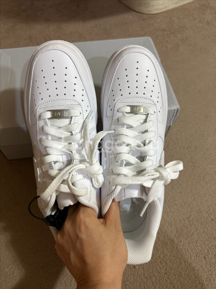 나이키 AIR FORCE 1 07 새상품--2