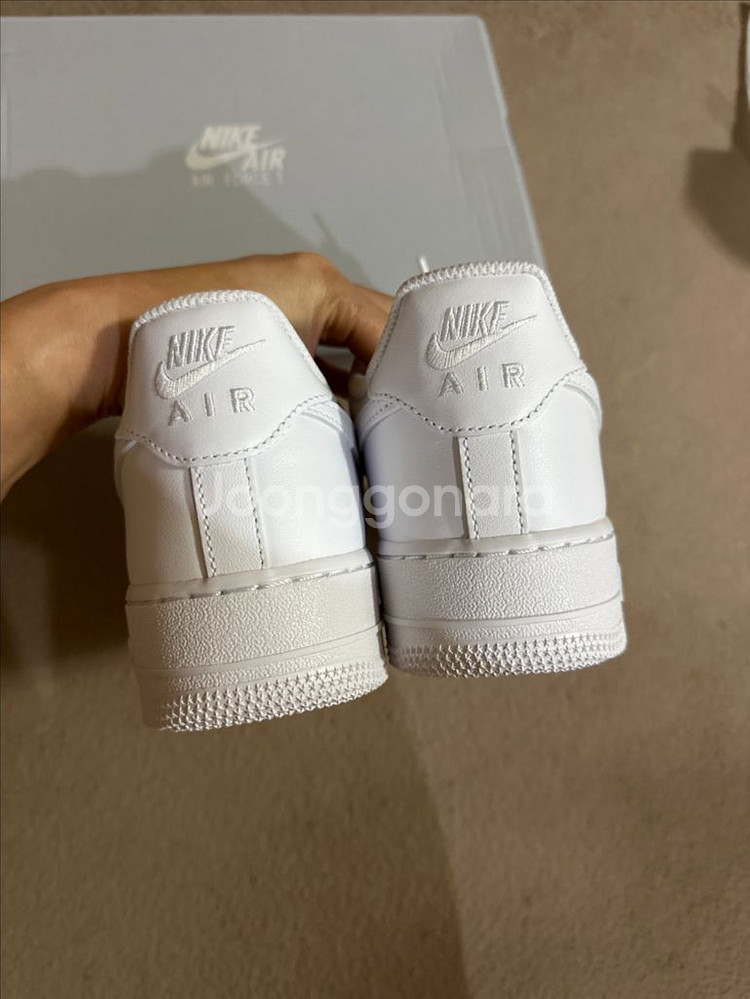 나이키 AIR FORCE 1 07 새상품--4