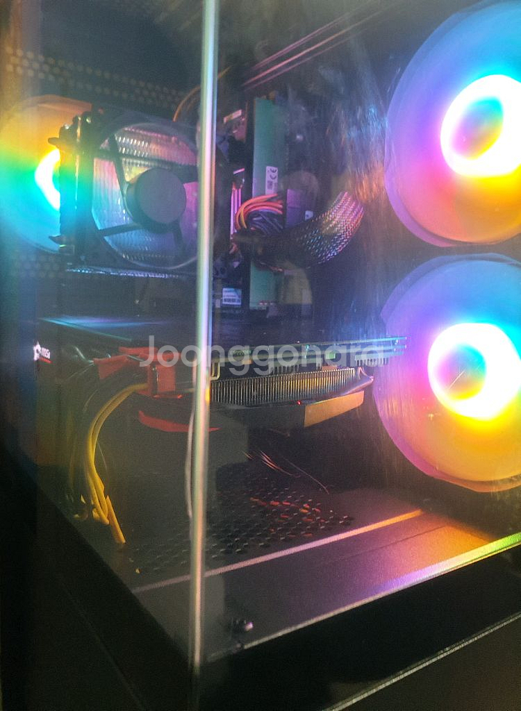 어항 9400f 램16g 1070 게이밍PC 컴퓨터본체--1