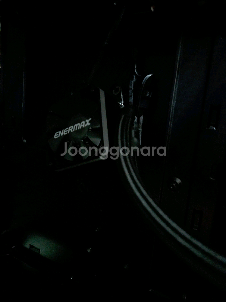 darkFlash DLS480 RGB 강화유리 케이스--9