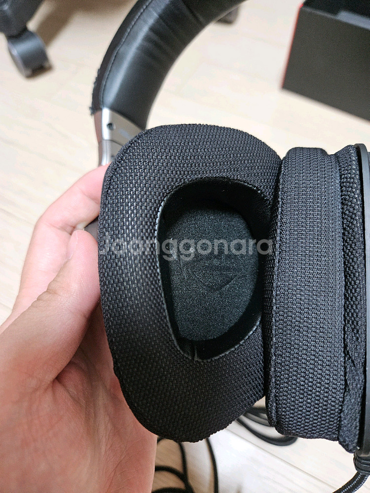 ASUS ROG Delta Core 헤드셋+사블 G1--3