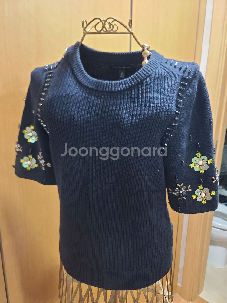 바나나리퍼블릭 니트 스웨터 XS size--0