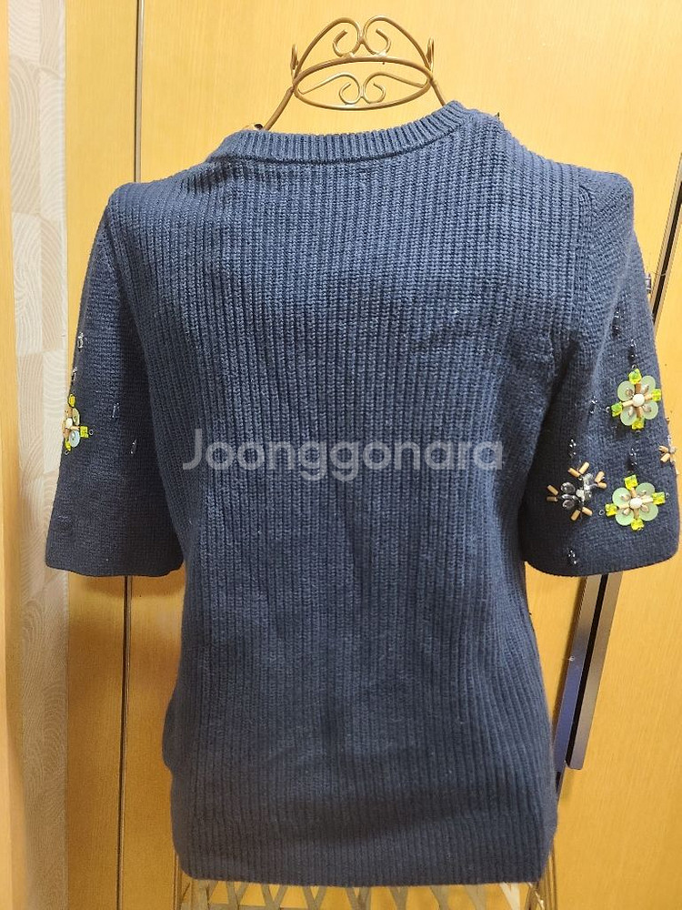 바나나리퍼블릭 니트 스웨터 XS size--3