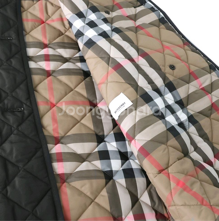 [가격인하] 버버리 타이팅 퀼팅 자켓--4