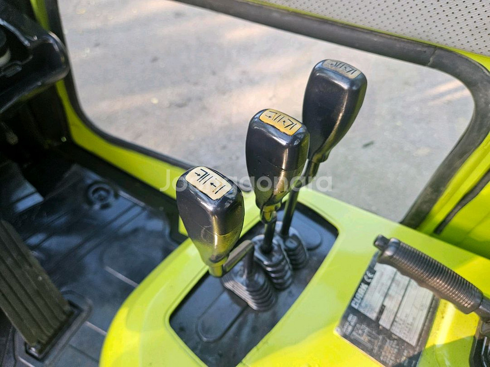 중고지게차 클라크 GTS 30D 디젤 3톤 지게차(캐빈--8