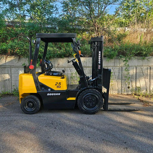 중고지게차 두산 D25S-3 디젤 2.5톤 지게차