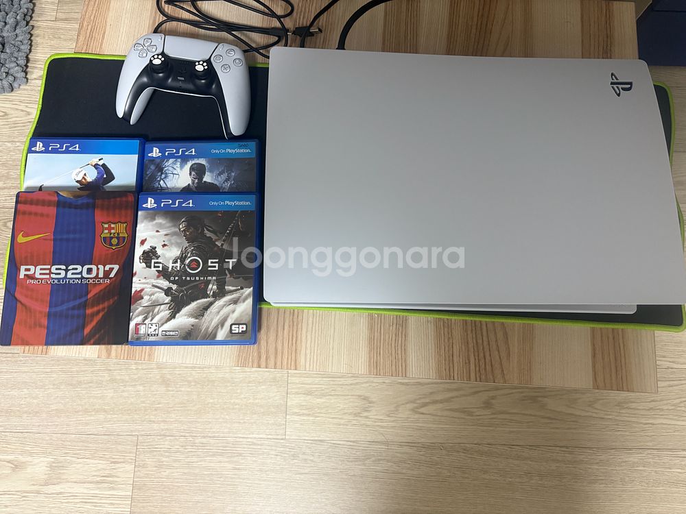 ps5 디스크 1218A 1TB 풀박스 + CD 4개--0