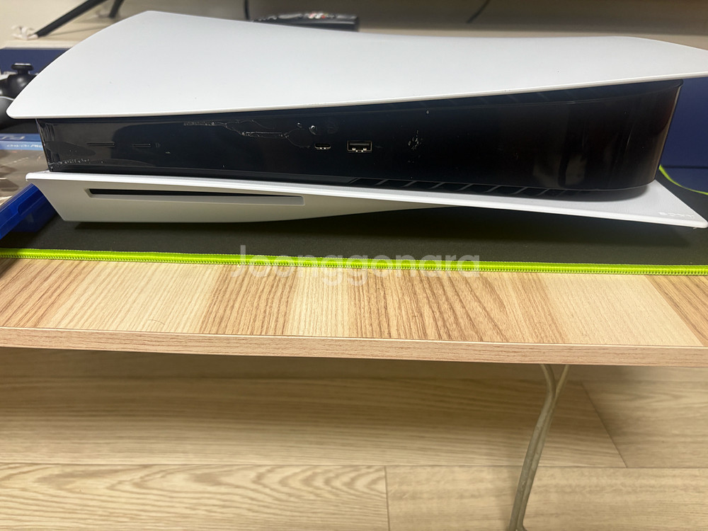 ps5 디스크 1218A 1TB 풀박스 + CD 4개--2