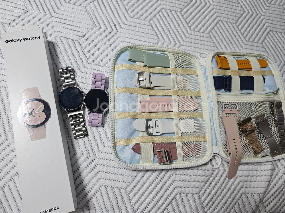 갤럭시 워치4 판매합니다 2개--0