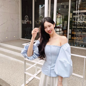 더요니아 이부베 그라지아 블라우스