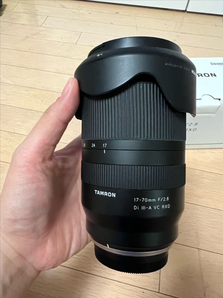 탐론 17-70mm F2.8 (후지필름X마운트) 이미지